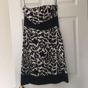 White House Black Market Strapless Dress